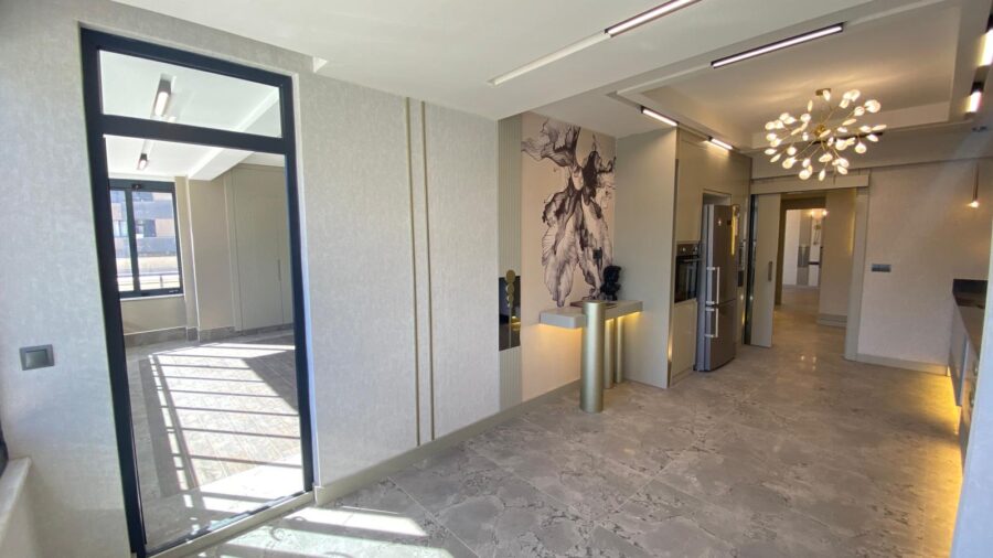 WhatsApp Image 2025-10-25 at 23.10.53 (2)