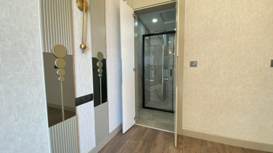 WhatsApp Image 2025-10-25 at 23.10.56 (3)