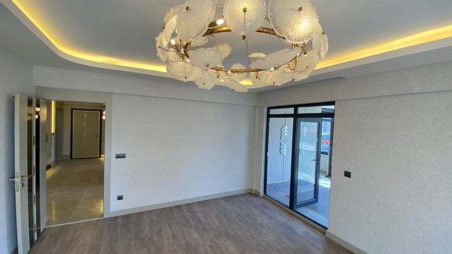 WhatsApp Image 2025-10-25 at 23.11.00 (2)