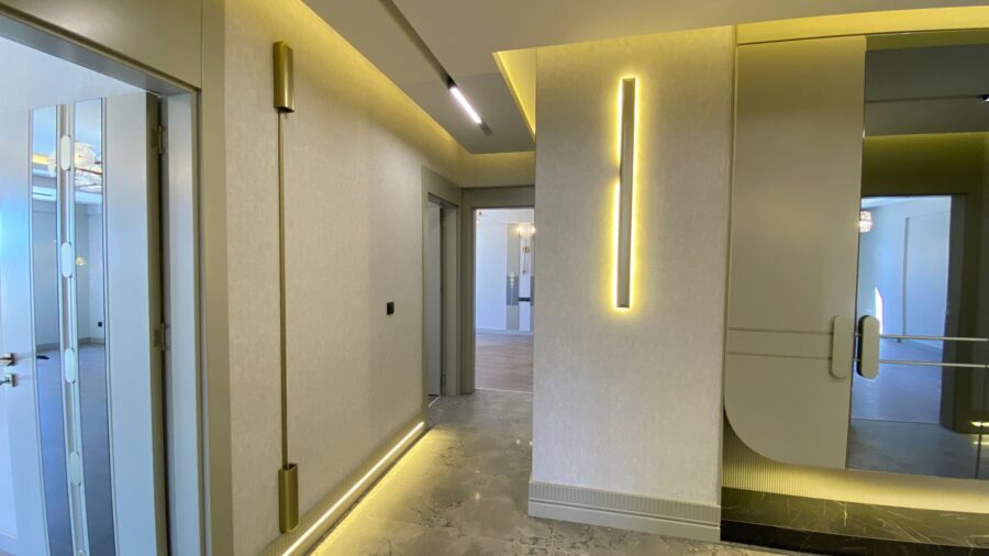 WhatsApp Image 2025-10-25 at 23.11.00