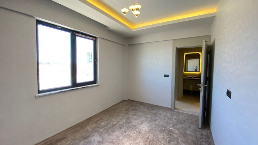 WhatsApp Image 2025-10-25 at 23.12.33 (1)