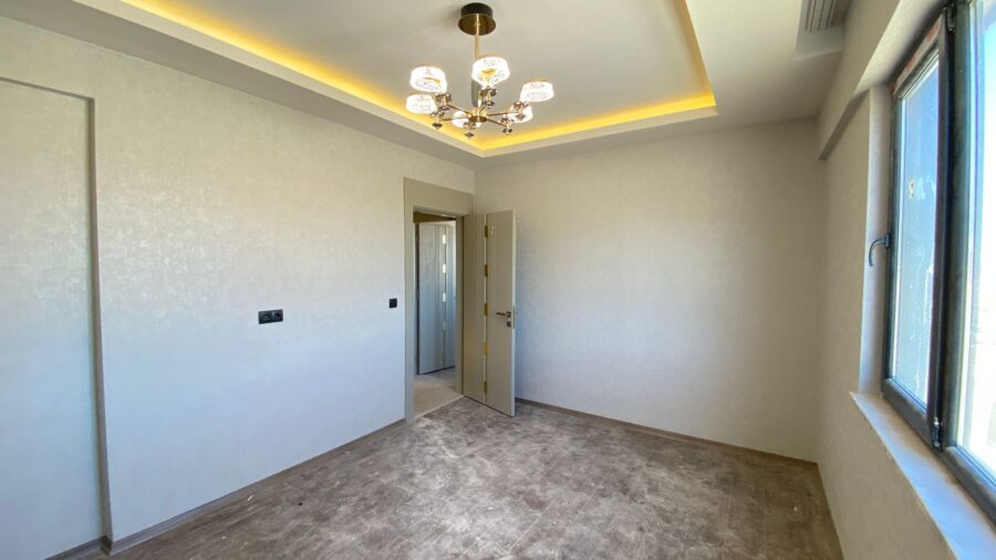 WhatsApp Image 2025-10-25 at 23.12.33 (2)