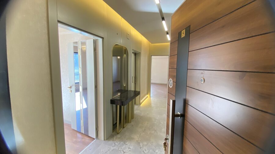 WhatsApp Image 2025-10-25 at 23.13.19