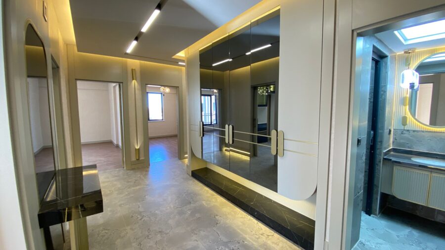 WhatsApp Image 2025-10-25 at 23.13.20