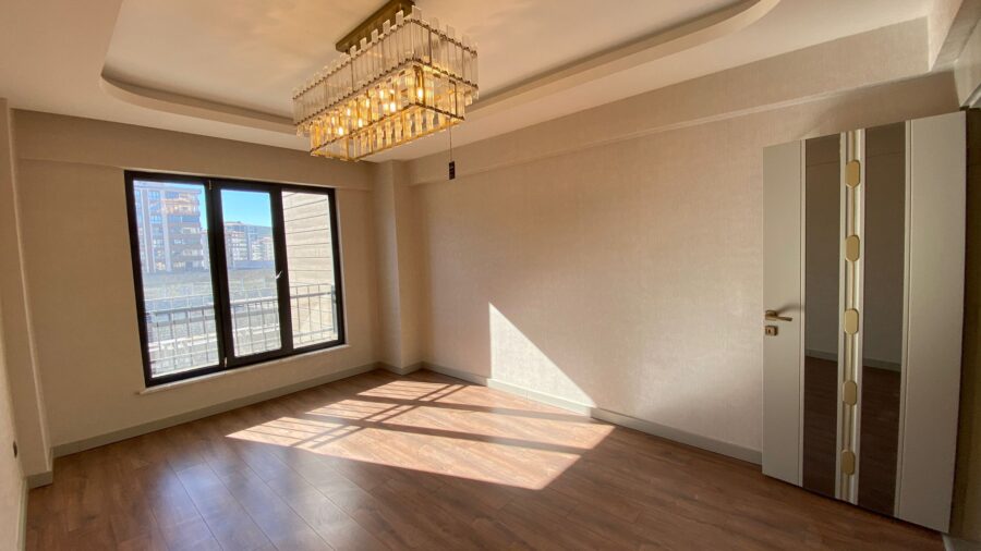 WhatsApp Image 2025-10-25 at 23.13.21 (1)