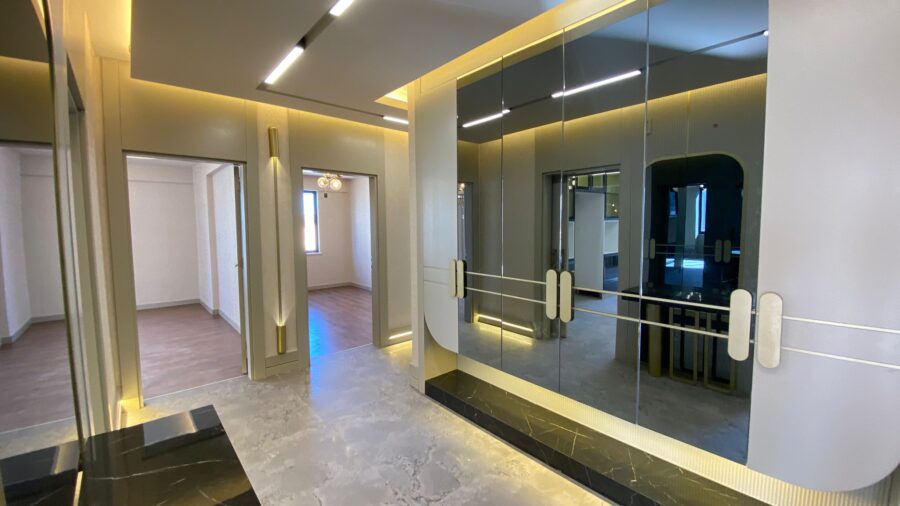 WhatsApp Image 2025-10-25 at 23.13.21 (2)