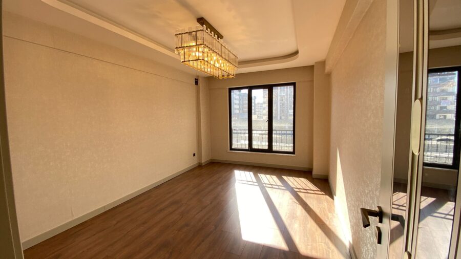 WhatsApp Image 2025-10-25 at 23.13.21