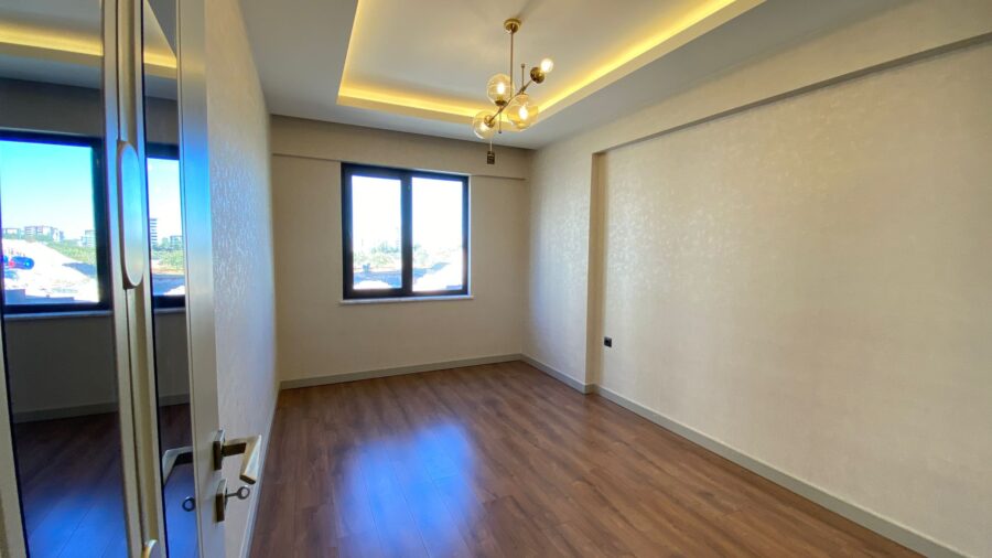 WhatsApp Image 2025-10-25 at 23.13.26