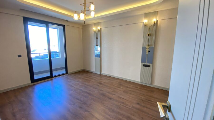 WhatsApp Image 2025-10-25 at 23.13.27 (3)